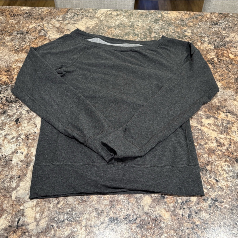 Women’s Long sleeve Nike Shirt